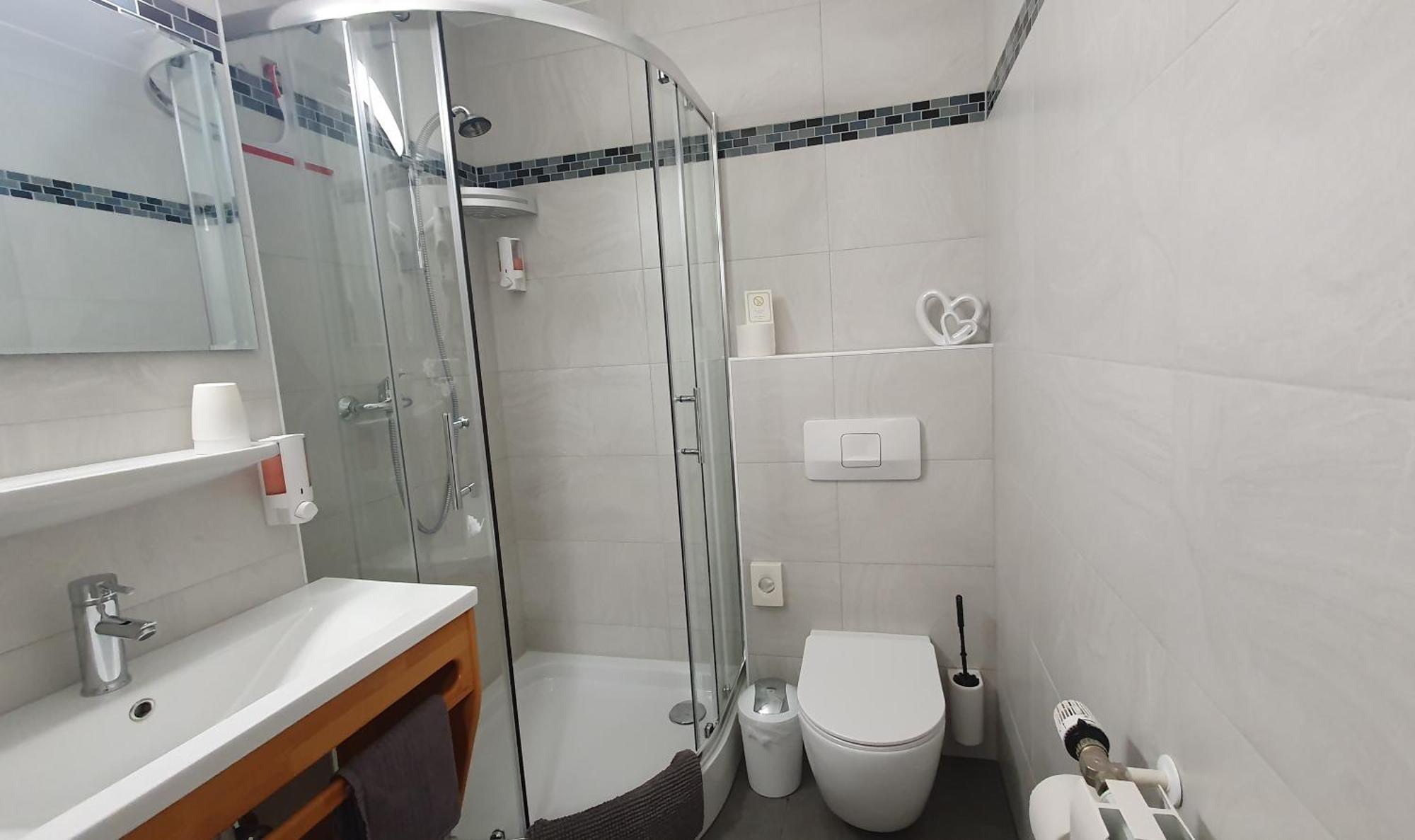 Hotel Garni Haus Alpine - Chiemgau Karte Inkl Ruhpolding Ngoại thất bức ảnh