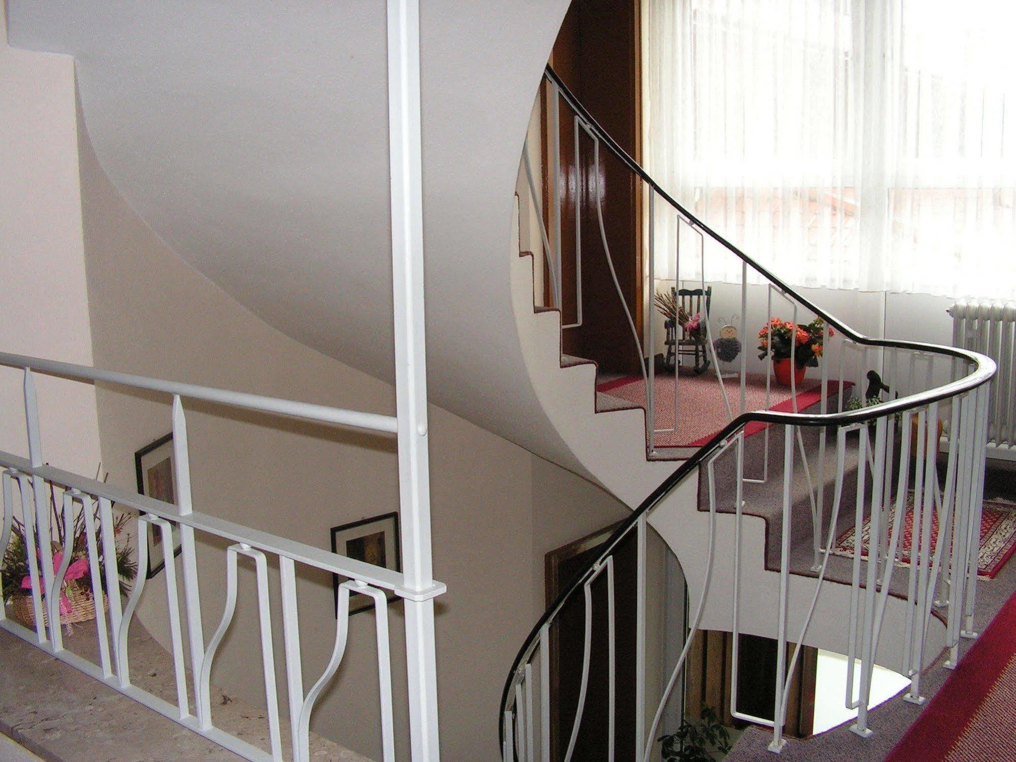Hotel Garni Haus Alpine - Chiemgau Karte Inkl Ruhpolding Ngoại thất bức ảnh